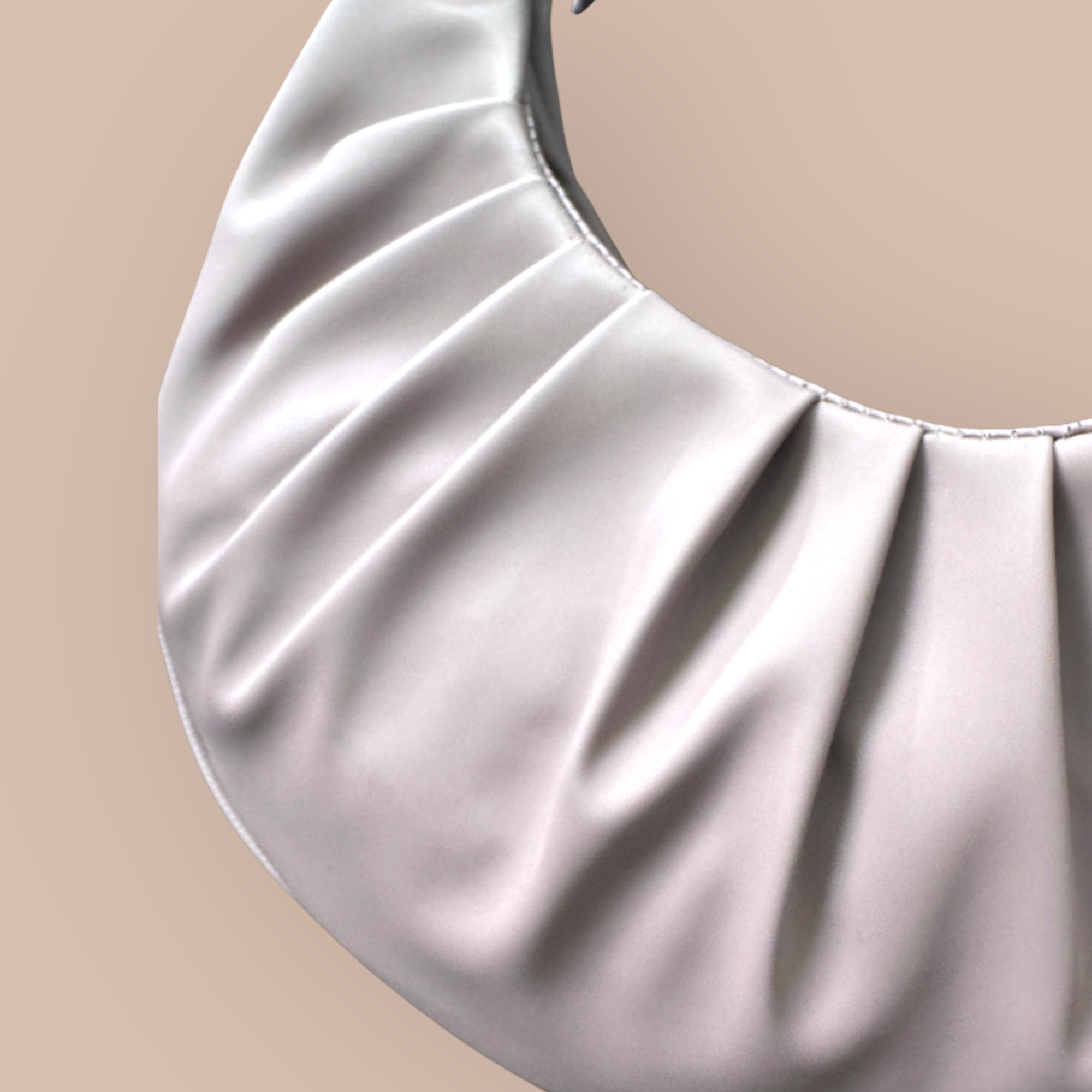 Crescent Red - Image 5