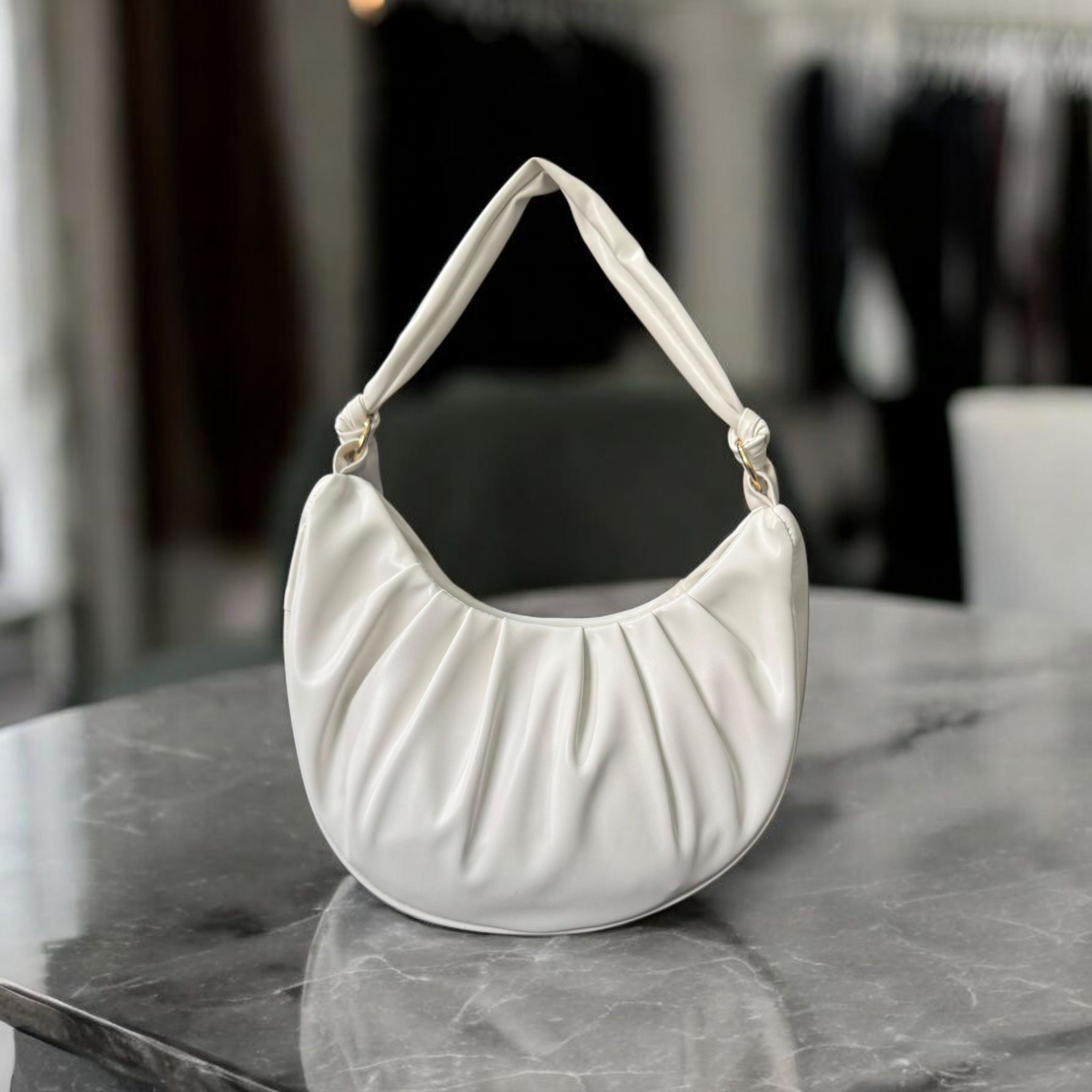 Crescent Red - Image 3