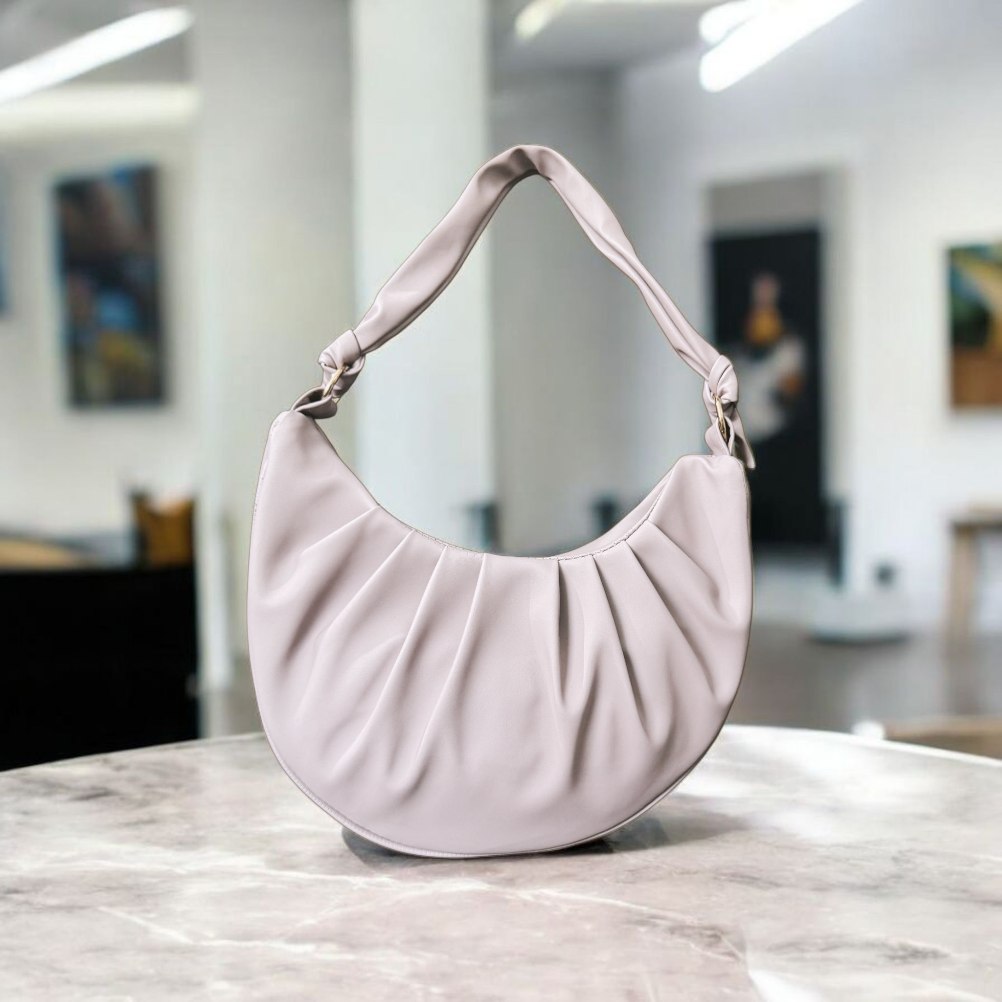 Crescent Red - Image 4